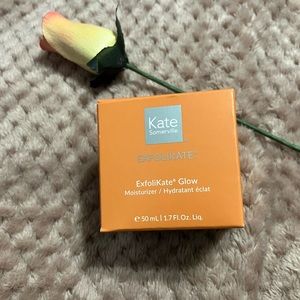 Kate Somerville Exfolikate Glow moisturizer